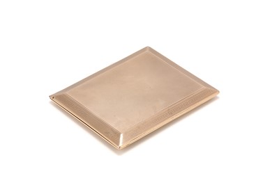 Lot 228 - A George V 9 carat gold cigarette case, London...