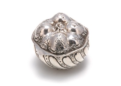 Lot 311 - A late 19th century German novelty 930...
