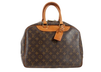 Lot 328 - Louis Vuitton Deauville tote, c.2009, monogram...