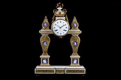 Lot 102 - A FINE AND RARE LOUIS XVI PERIOD GILT BRONZE,...