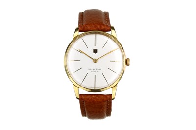 Lot 39 - UNIVERSAL. A GOLD FILLED MANUAL WIND...