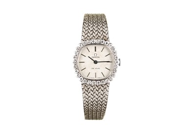Lot 40 - OMEGA. A STEEL, 14K WHITE GOLD AND DIAMOND SET...