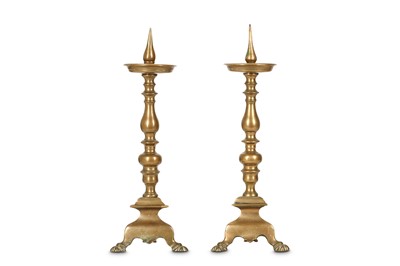 Lot 95 - A PAIR OF 17TH / 18TH CENTURY NORTH EUROPEAN...