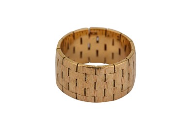 Lot 324 - A band ring, by Roy King, 1966, the wide...