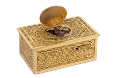 Lot 181 - A 20TH CENTURY GILT METAL SINGING BIRD BOX...