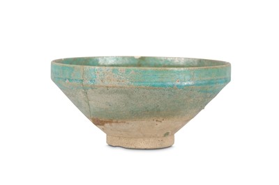 Lot 12 - A TURQUOISE-GLAZED POTTERY BOWL Possibly Ray,...