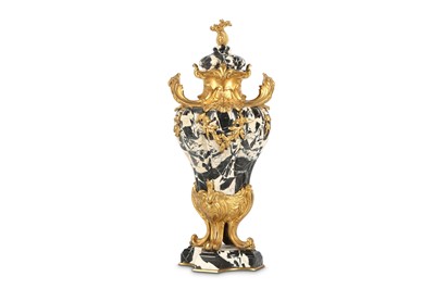 Lot 33 - A FINE 19TH CENTURY FRENCH 'GRAND ANTIQUE NOIR...