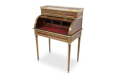 Lot 27 - A 19TH CENTURY FRENCH LOUIS XVI STYLE MAHOGANY...