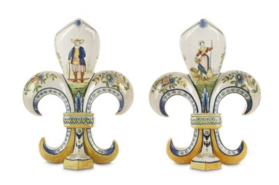 Lot 188 - A PAIR OF QUIMPER FAIENCE ARMORIAL 'FLEUR DE...