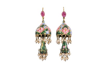 Lot 172 - * A PAIR OF QAJAR ENAMELLED EARRINGS PROPERTY...