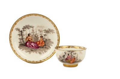 Lot 78 - A MEISSEN TEABOWL AND SAUCER, circa 1745,...