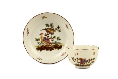Lot 120 - A LUDWIGSBURG PORCELAIN ORNITHOLOGICAL TEABOWL...