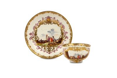 Lot 20 - A MEISSEN TEABOWL AND SAUCER, circa 1735,...