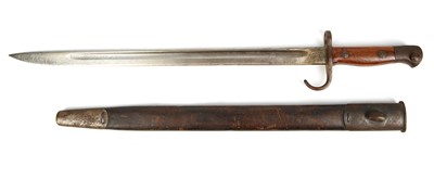 Lot 44 - A rare very early 1907 pattern SMLE bayonet,...