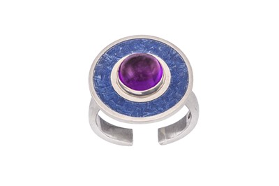 Lot 1290 - Simon Benney | An amethyst and enamel ring, 2002