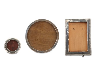 Lot 397 - A mixed group of George V sterling silver...