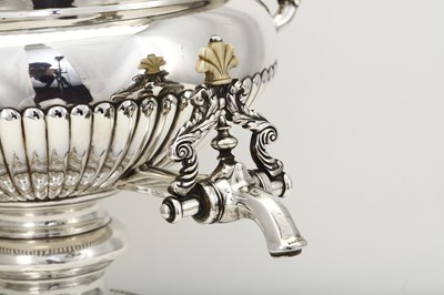 Lot 9 - A George III sterling silver tea urn, London 1817 by William Burwash