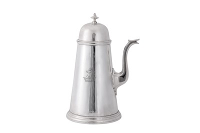 Lot 1 - A George I sterling silver side-handled coffee pot, London 1725 by Thomas Mason (reg. 1st July 1720)