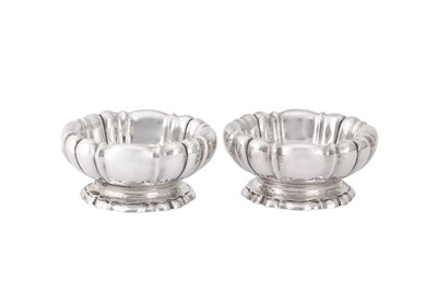 Lot 24 - A pair of Edward VIII sterling silver salts, London 1936 by Sebastian Garrard