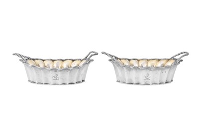Lot 82 - A pair of George III sterling silver salts, London 1800 by William Allen III (reg. 10th Aug 1798)