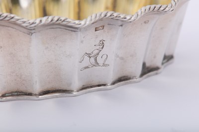 Lot 82 - A pair of George III sterling silver salts, London 1800 by William Allen III (reg. 10th Aug 1798)