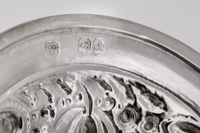 Lot 115 - A George III sterling silver teapot, London 1819 by Jospeh Craddock and William Ker Reid (reg. 8th Jun 1812)