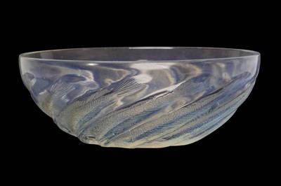 Lot 61 - A RENÉ LALIQUE FROSTED AND POLISHED OPALESCENT...