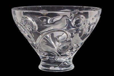 Lot 70 - A LARGE AND HEAVY LALIQUE FROSTED AND POLISHED...