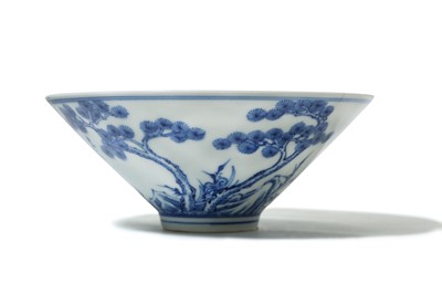 Lot 494 - A CHINESE BLUE AND WHITE 'THREE FRIENDS OF...