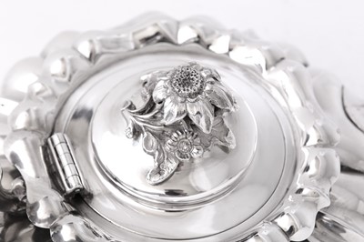 Lot 88 - An early Victorian sterling silver three-piece...